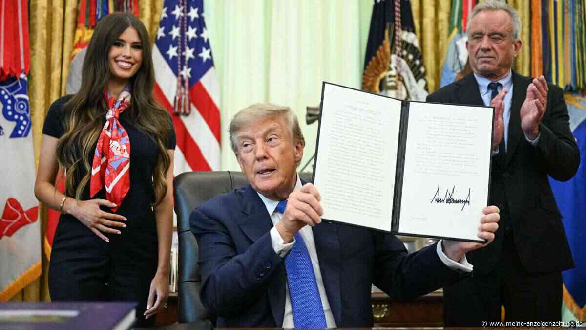 Konservative Unternehmerin wird nach Auftritt hinter Trump zum Internet-Phänomen