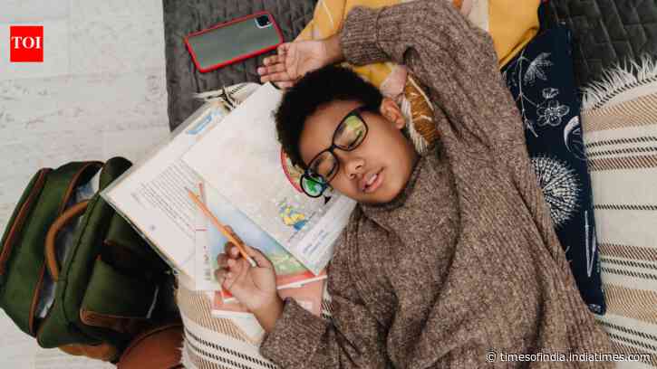 Your teenager sleeps till noon on weekends? Science explains why parents should stop calling it “laziness”