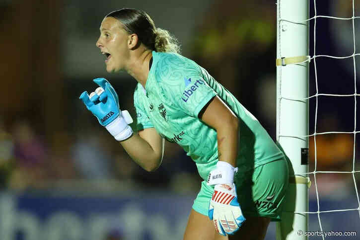 Everton re-sign goalkeeper Foster-Inman