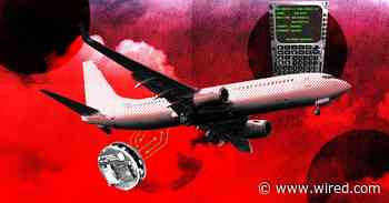 This Coin-Sized Device Can Hack a Boeing 737