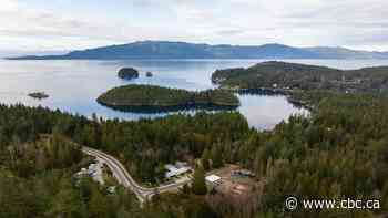 Doctors are leaving the U.S. to work in this remote coastal B.C. community