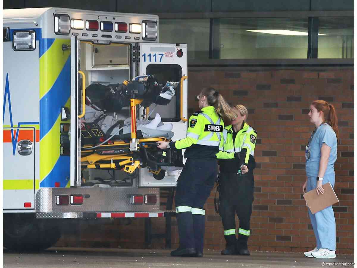 Windsor-Essex paramedics prepared to strike as contract talks break down