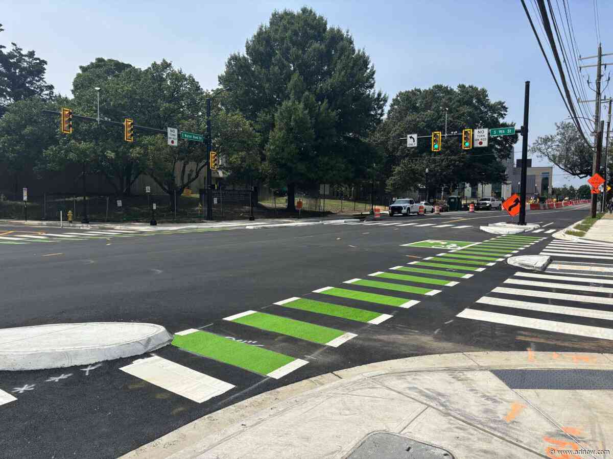 New stoplight installed near new Career Center on S. Walter Reed Drive