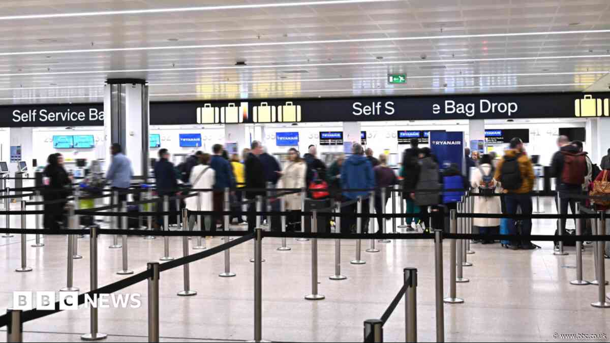 Airport boss: I feel terrible over baggage failings