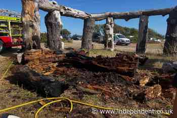 Mock ‘Woodhenge’ structure built outside Dorset pub destroyed in fire