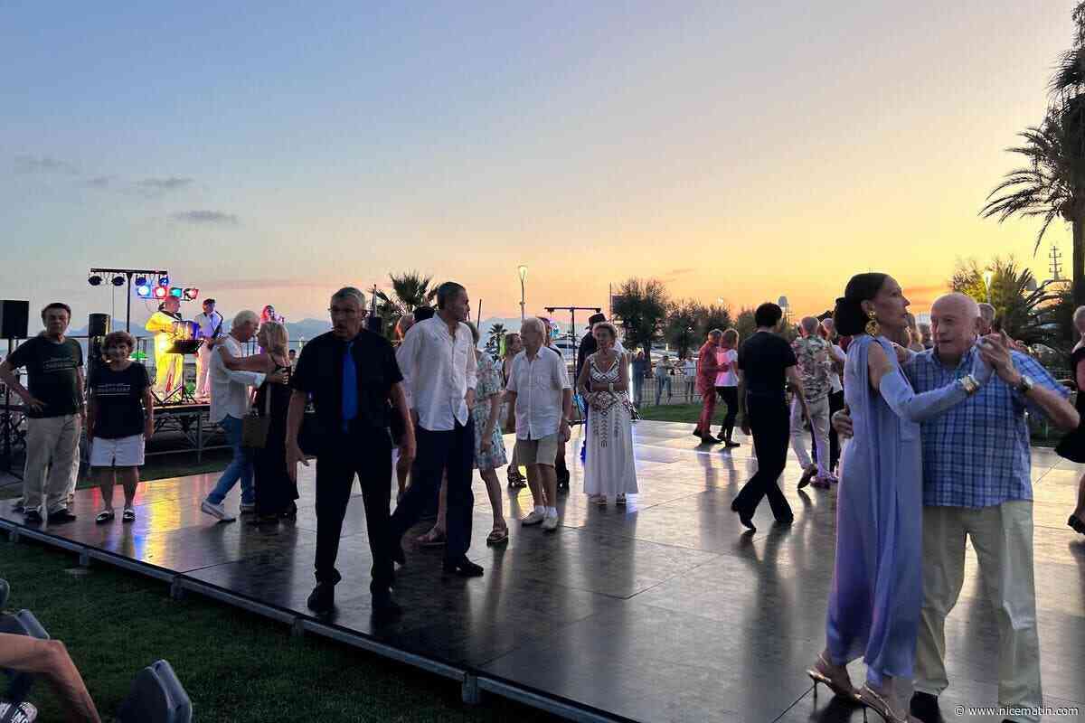 « Ça m’apporte de la joie » : les Squares dansants, le rendez-vous estival qui fait valser les seniors à Cannes