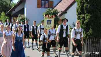 Reif fürs Kulturerbe: Sonniger Festzug und Gemütliche Kirta