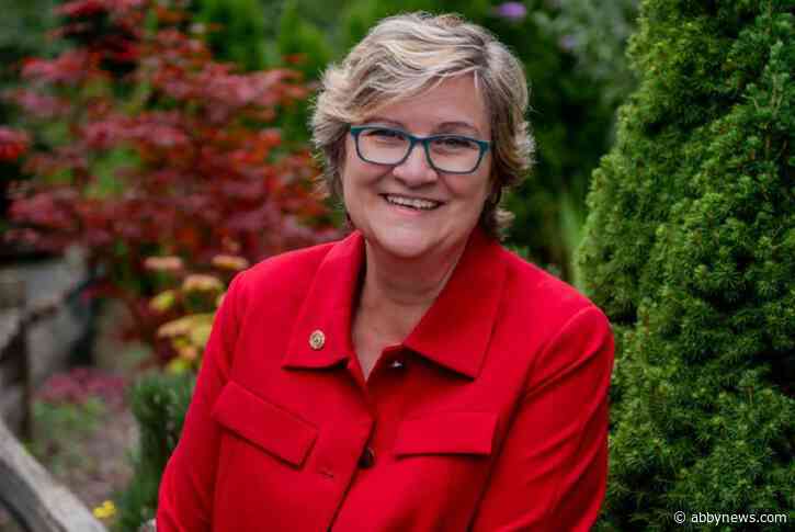 Experienced financial professional Doris Woodman-McMillan enters Abbotsford council race