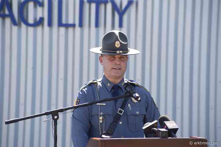 Arkansas lawmakers, NAACP seek accountability over state trooper punching 18-year-old