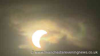 Solar Eclipse 2026 LIVE as incredible celestial display set to peak shortly over Greater Manchester