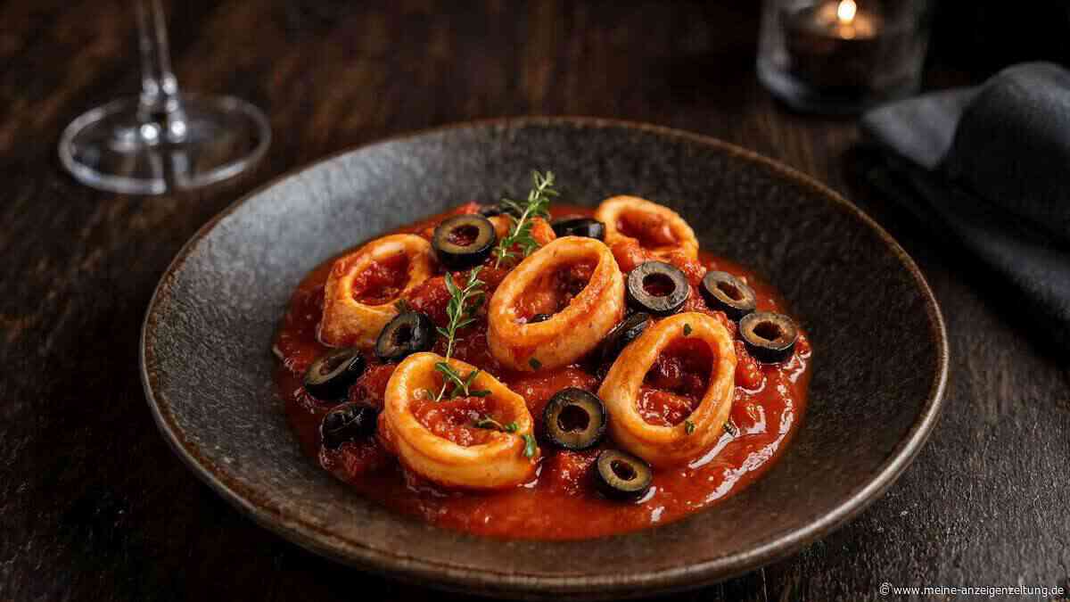 Calamari in Tomatensauce: So gelingt dir der Klassiker wie beim Italiener