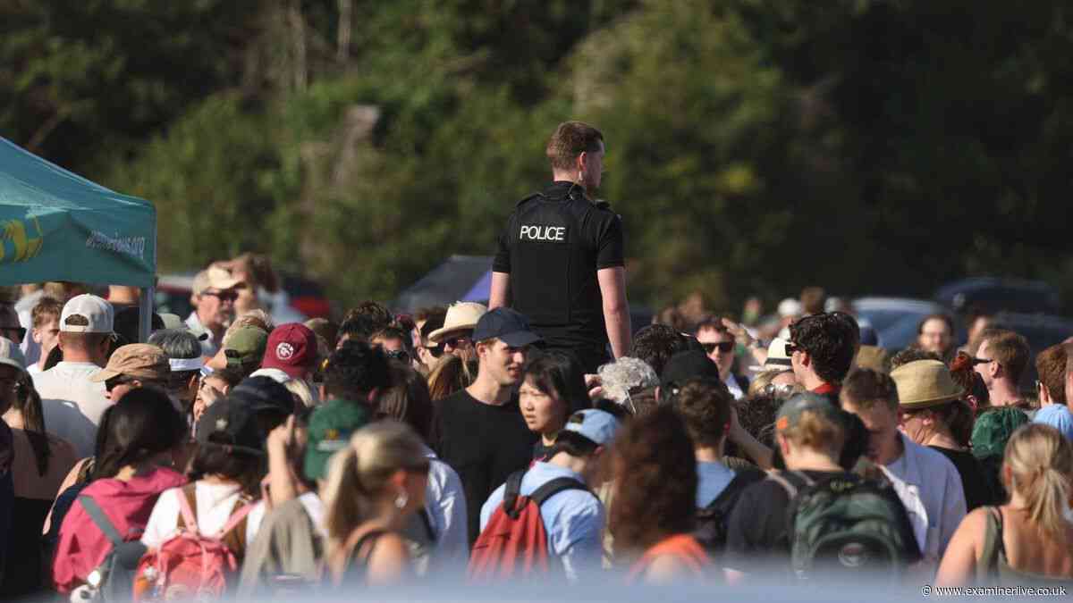 Police called to solar eclipse chaos as crowds rush for free protective glasses