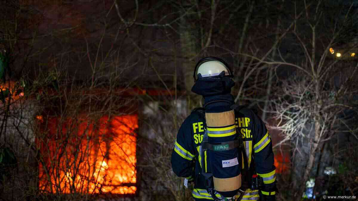 110 Jahre alte Alm abgebrannt: Ladegerät löst verheerenden Brand aus