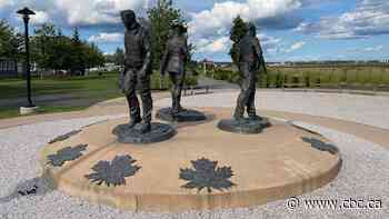Bronze maple leaf stolen from Moncton memorial honouring 3 slain RCMP officers
