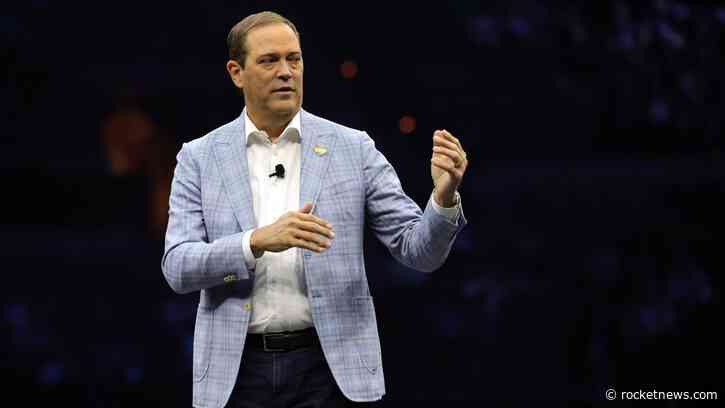 Cisco’s stock drops despite earnings, revenue beat