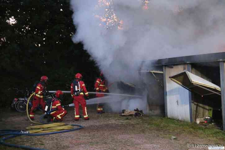 Meerdere garageboxen verwoest in Veendam