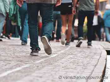 Stolperfalle in Fußgängerzone: Wer haftet für Unfall beim Einkaufsbummel?