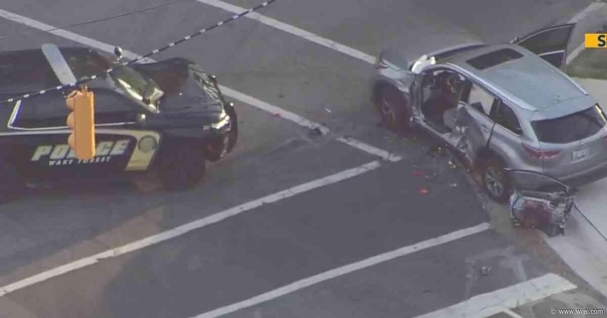 Wake Forest police chase ends in crash in Durham