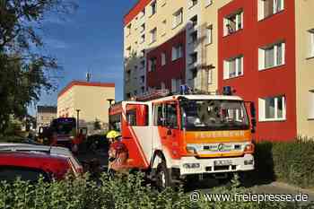 Wohnungsbrand am Abend belastet Feuerwehren in Plauen zusätzlich