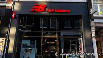 'Extra comfort' New Balance 370 trainers down to £35 in clearance sale