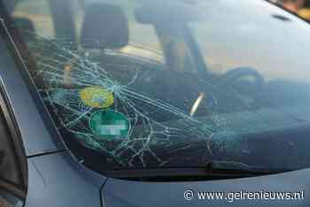 Fatbiker geschept door auto