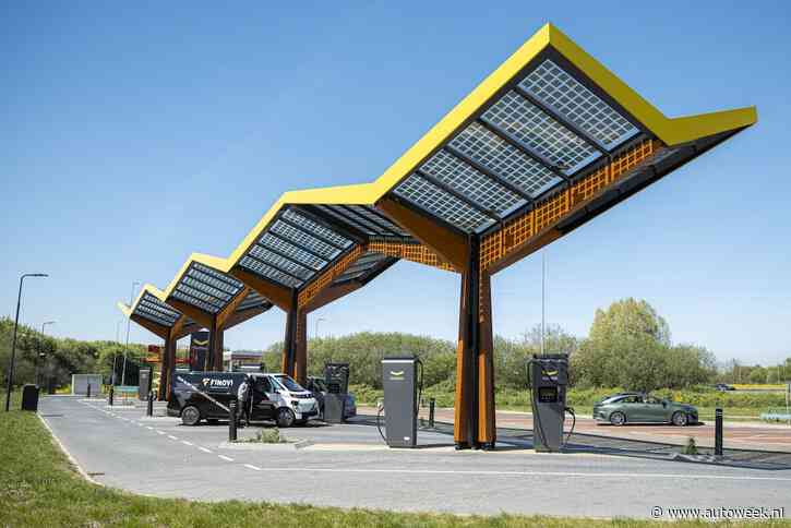 Fastned opent recordaantal nieuwe laadstations, verlies neemt af