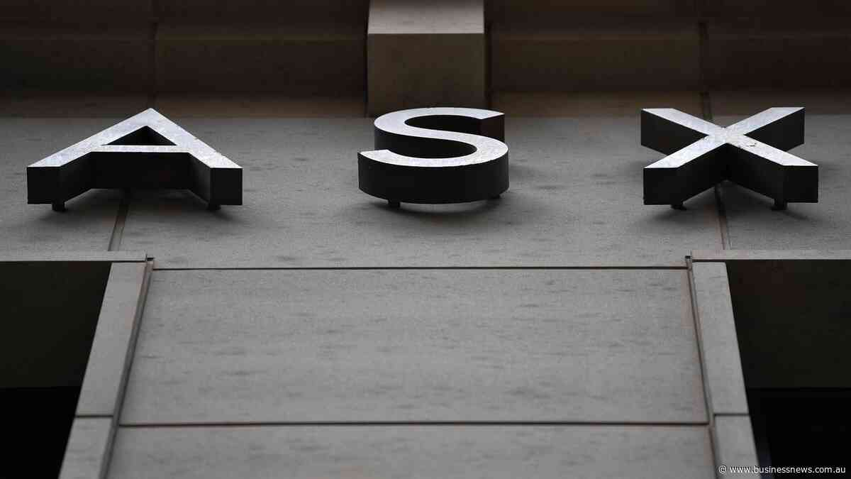 Aussie shares fall as CommBank, miners drag on market