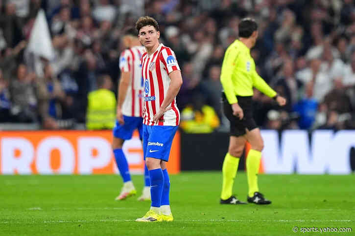Barcelona refuse to activate Plan B as Flick and Deco remain firm on 2022 World Cup winner – report