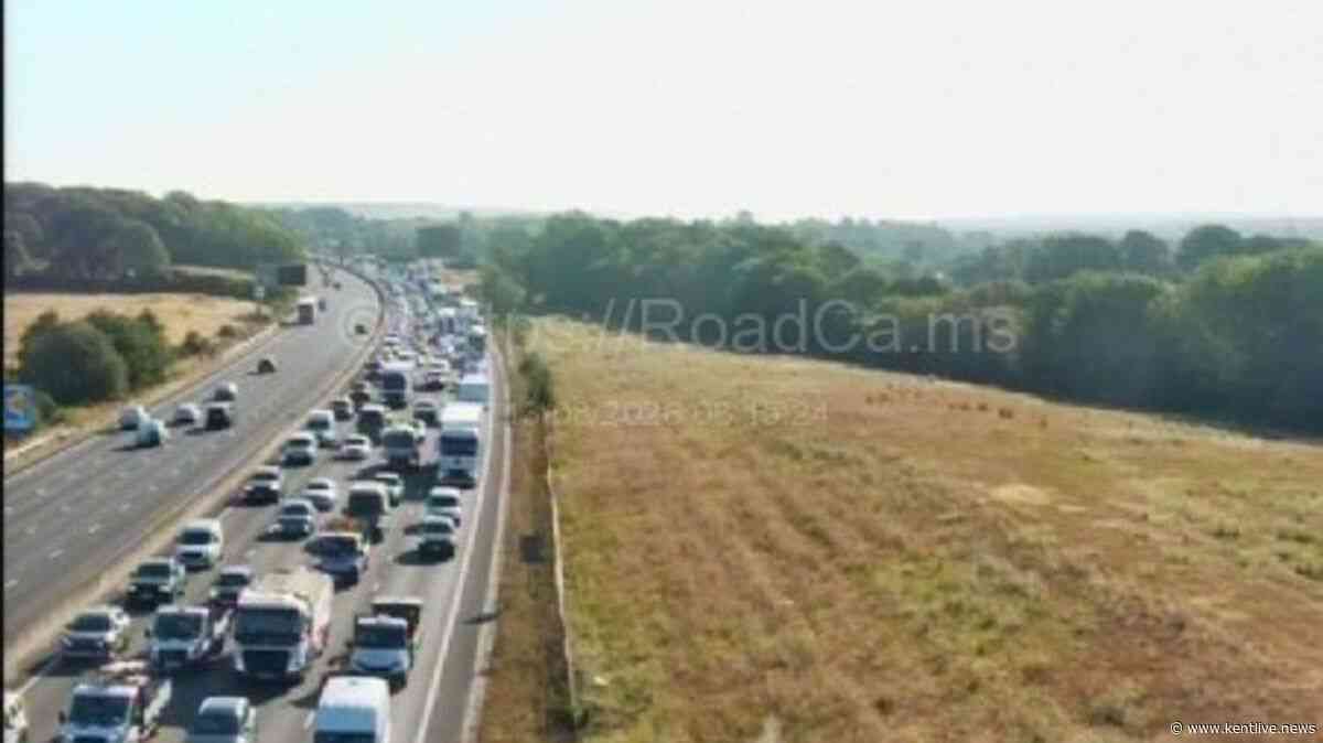 M25 crash near Clacket Lane Services caused traffic delays - recap