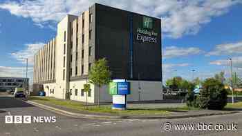 Hotel reopens for business as asylum seekers moved