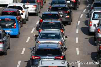 Verkehr auf der A 4 bei Chemnitz rollt nach Vollsperrung wieder