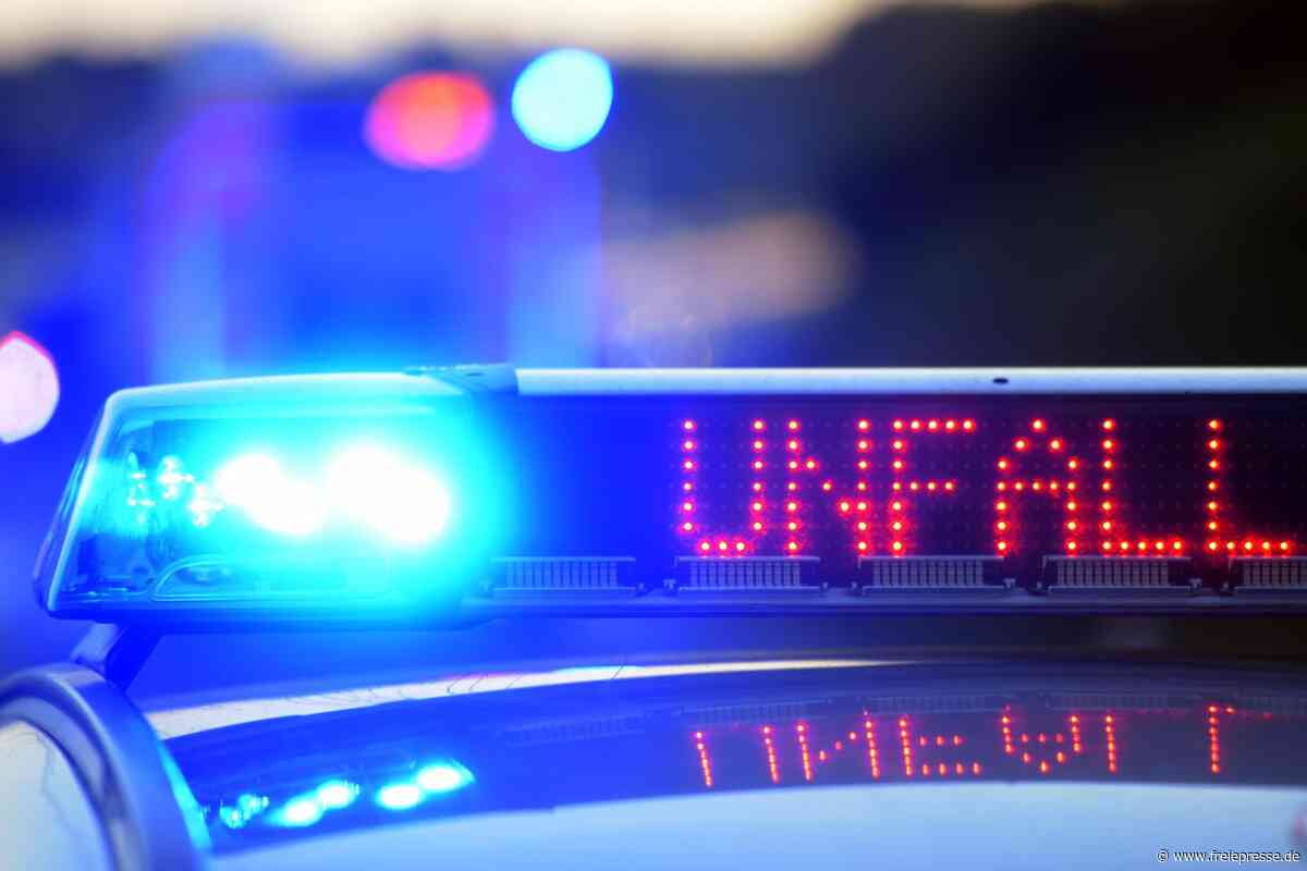 Unfall im Erzgebirge: Zwei Verletzte nach Kollision