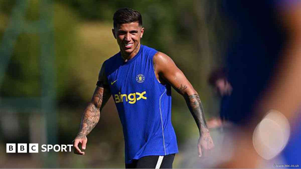 Chelsea set Friday deadline over £120m Fernandez