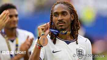 Inter in advanced talks for Spurs full-back Spence