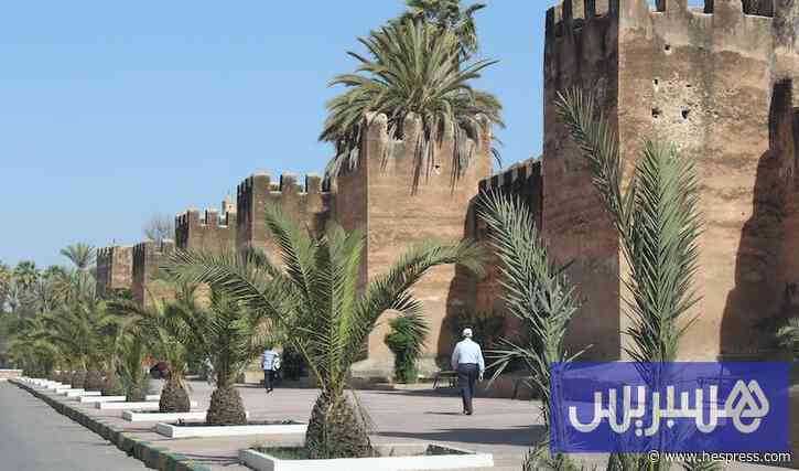 تارودانت تواصل ترميم السور العتيق