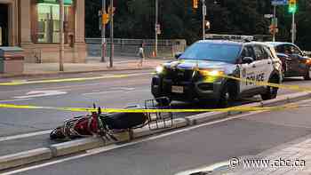 Toronto police officer in hospital after being shot during robbery investigation