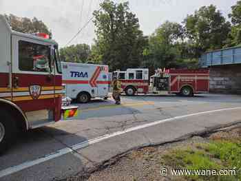 Car crashes into viaduct on Lindenwood Avenue