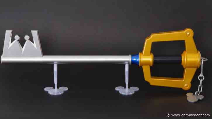All this Kingdom Hearts talk has me wishing that Bandai would re-release their Keyblade replica so I could live out my Disney dreams