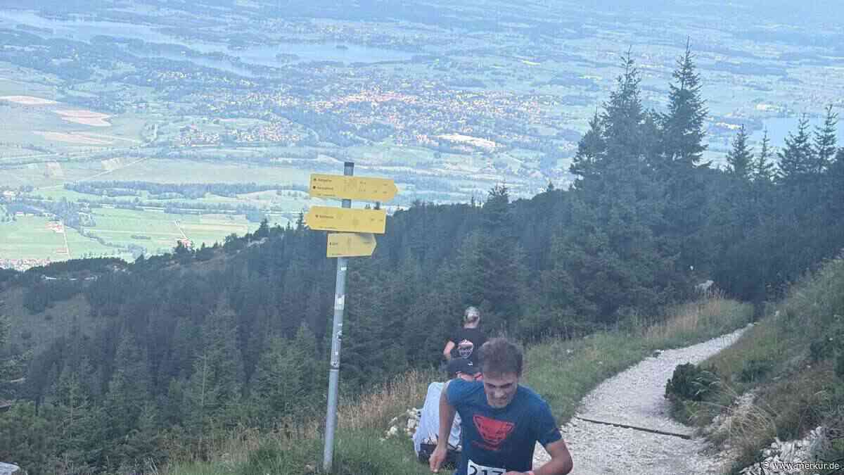 1000 Höhenmeter in 43:50 Minuten: Lasse Kenter wird beim Heimgarten-Berglauf erneut Zweiter – Seriensieger triumphiert