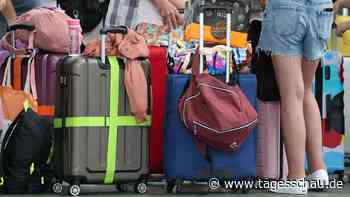Urteil gegen Airline: Passagiere dürfen mehrere Handgepäckstücke mitnehmen