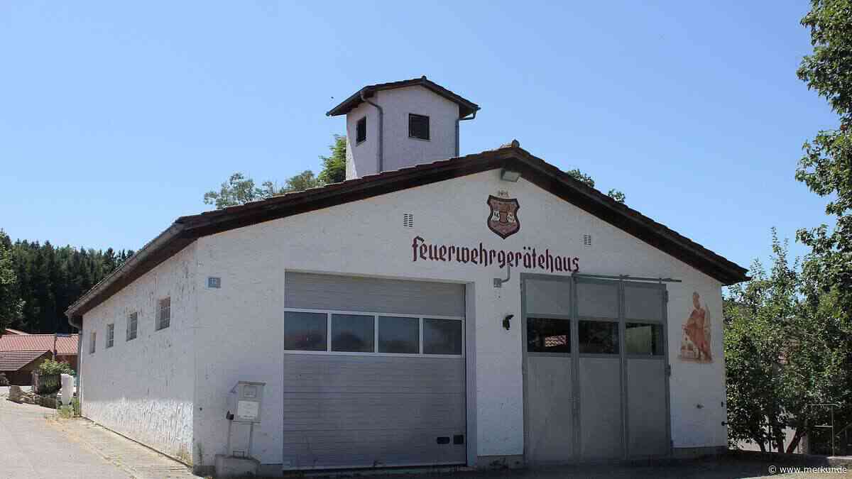 „Sollten wir uns gründlich überlegen“: Wird das alte Feuerwehrhaus verkauft oder als Lagerfläche genutzt?