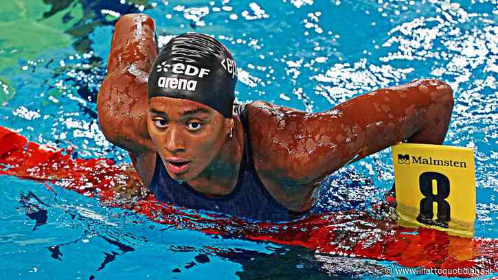 Sara Curtis è già nella storia: oro e altro record del mondo per la 19enne nei 50 metri dorso. È nata una stella