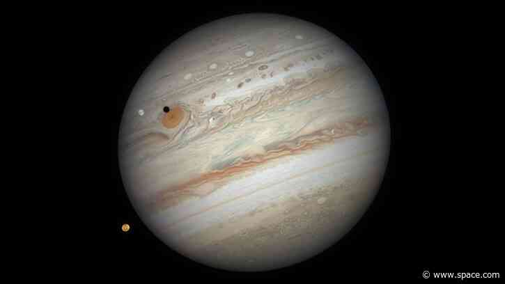 How to image the planets with a telescope and camera