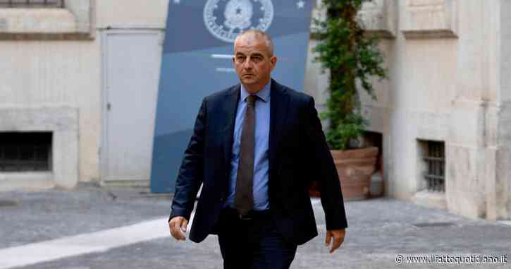 Fdi contro Ranucci, Fazzolari: “Si scusi per averci infangato. Lui, Schlein e M5s hanno cercato di accostarci all’attentato”