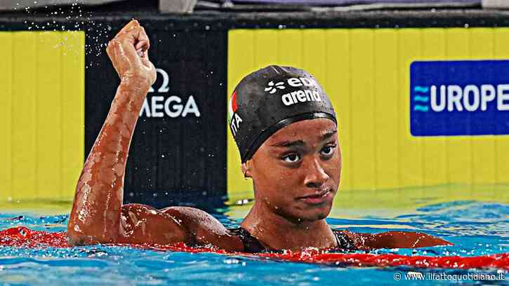 Sara Curtis è nella storia: oro e altro record del mondo per la 19enne nei 50 metri dorso. “È assurdo, è un’altra follia”