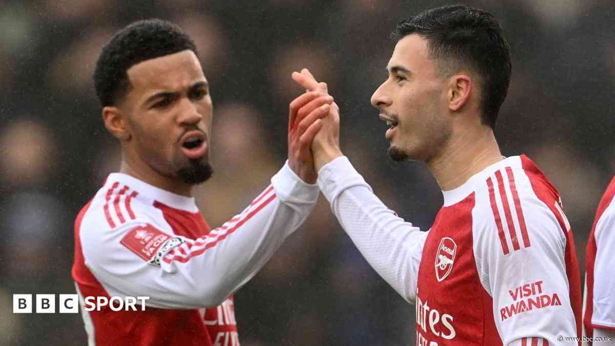 Arsenal invite offers for Martinelli and Nwaneri