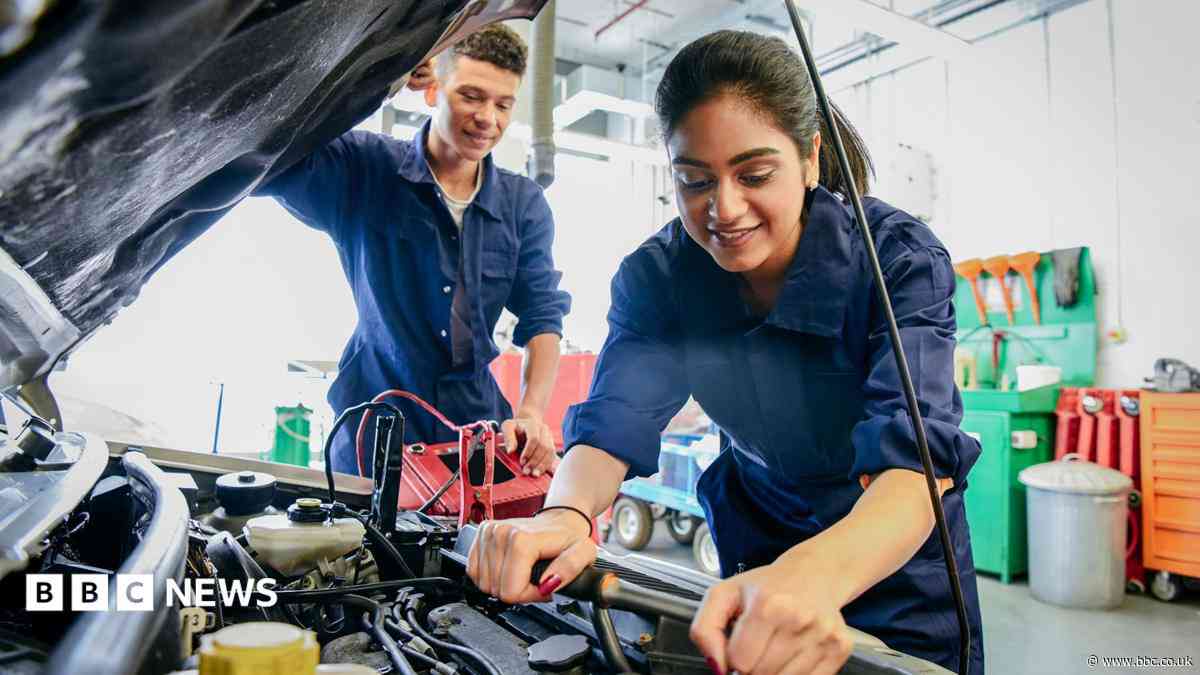 How do I apply for an apprenticeship and what will I get paid?
