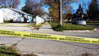 Woman charged with murder after 2023 death of man found injured on Winnipeg sidewalk