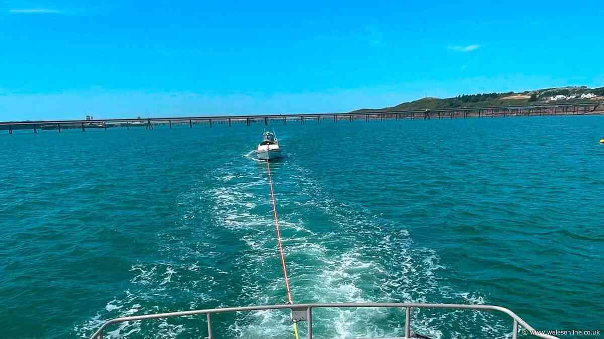 Boat sounds urgent alert off Welsh coast