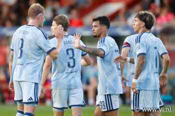Ajax gaat play-offs Conference League in ondanks pijnlijk gelijkspel in Dublin